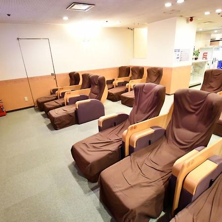 אוסקה Capsule Hotel Asahi Plaza Shinsaibashi מראה חיצוני תמונה
