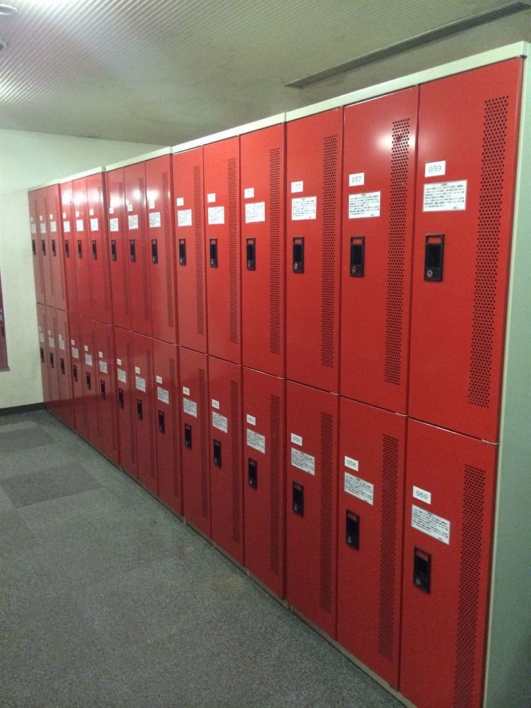 אוסקה Capsule Hotel Asahi Plaza Shinsaibashi מראה חיצוני תמונה