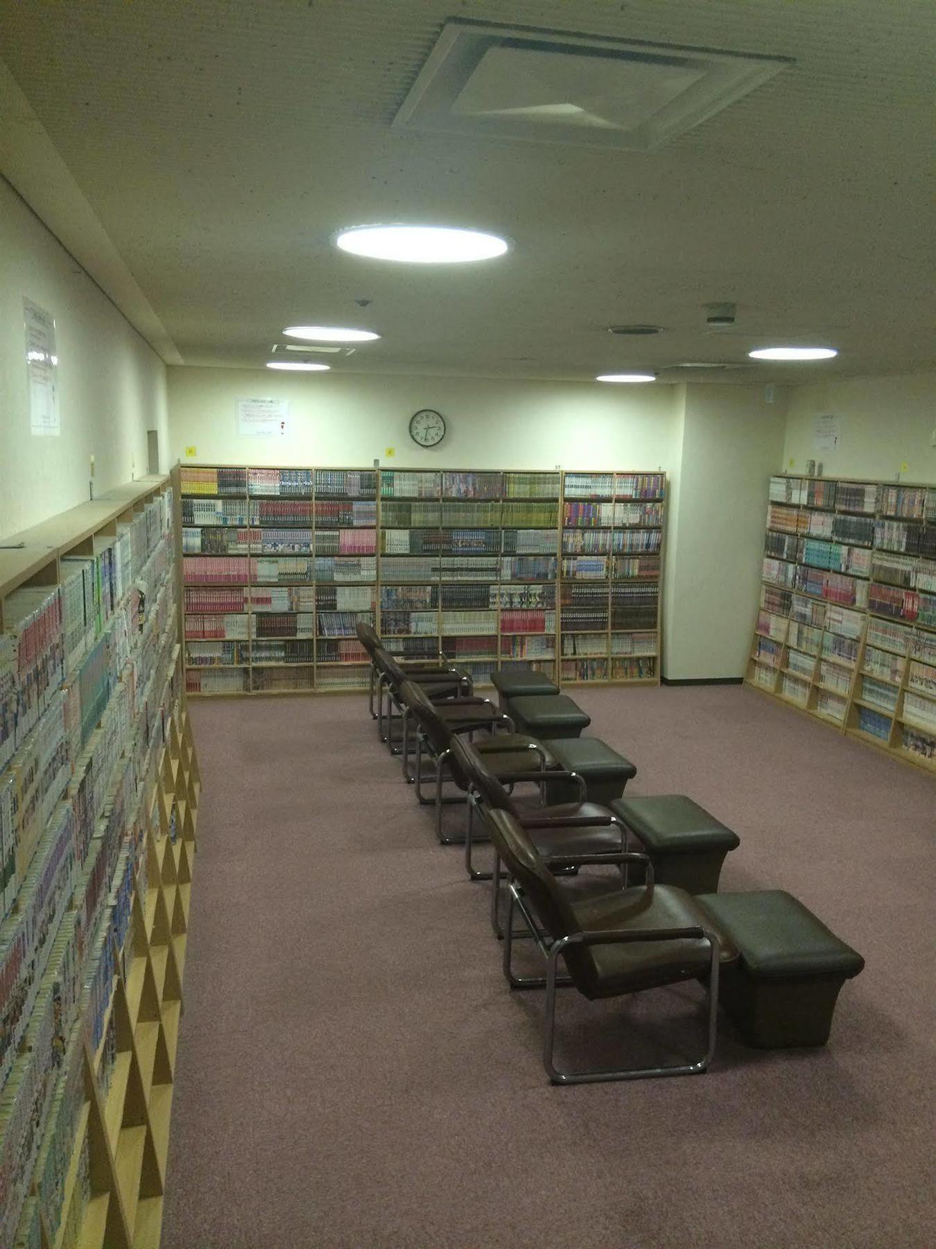 אוסקה Capsule Hotel Asahi Plaza Shinsaibashi מראה חיצוני תמונה