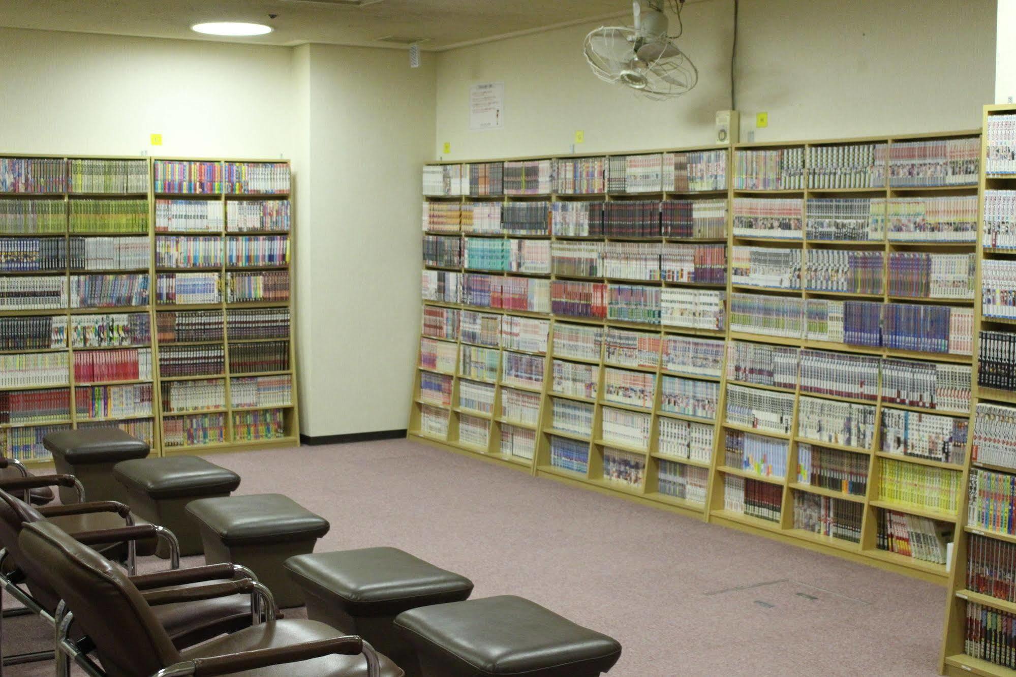 אוסקה Capsule Hotel Asahi Plaza Shinsaibashi מראה חיצוני תמונה