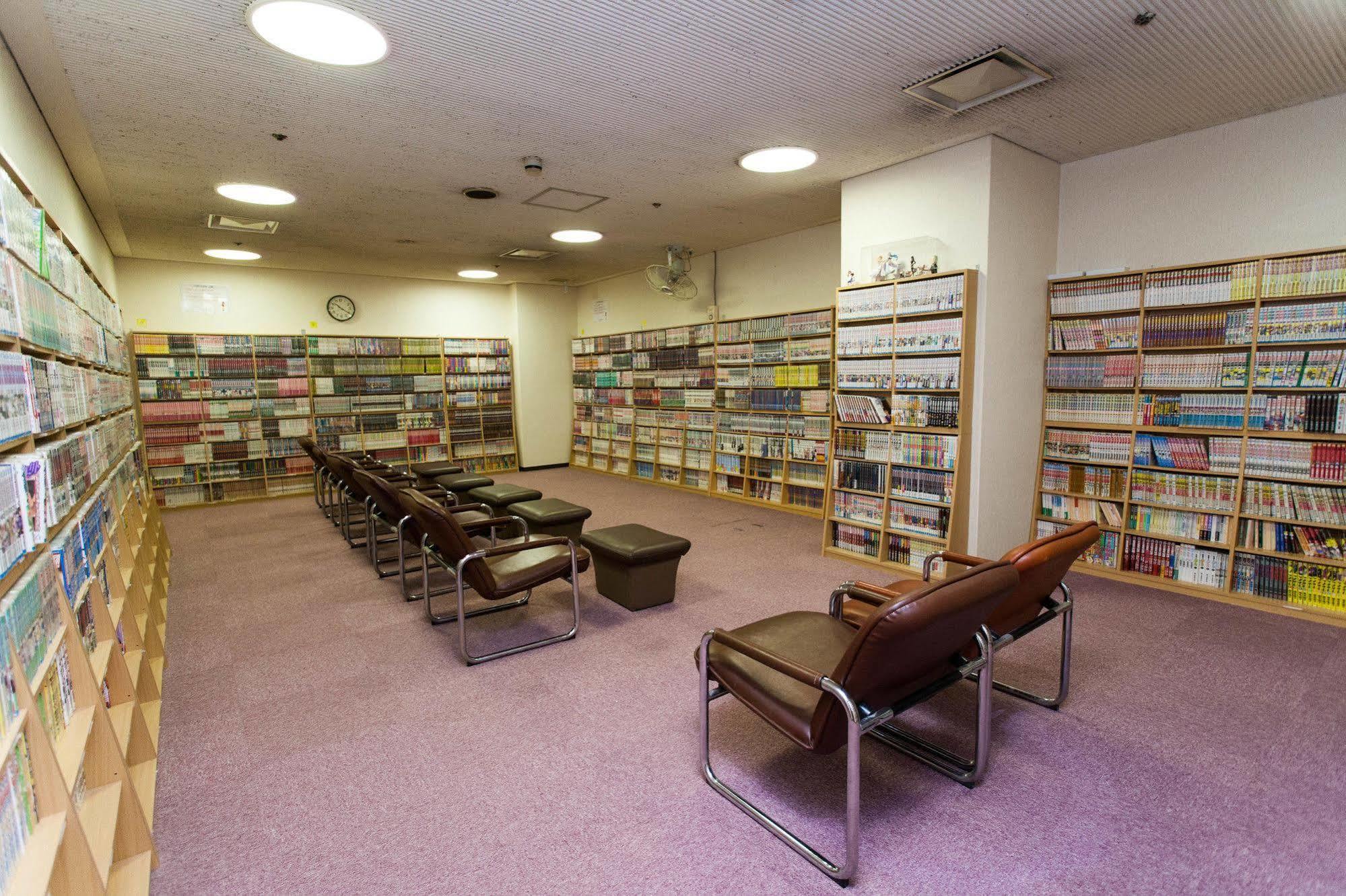 אוסקה Capsule Hotel Asahi Plaza Shinsaibashi מראה חיצוני תמונה